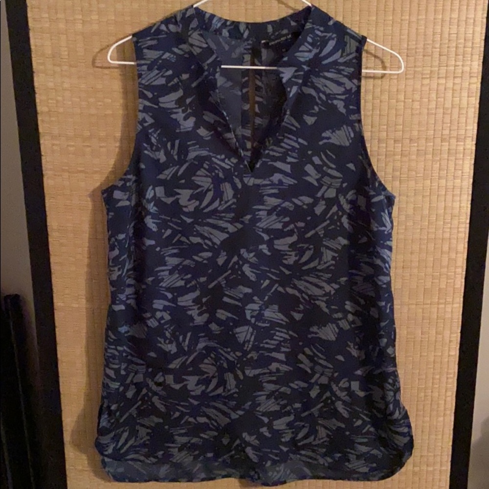 M Banana Republic blue sleeveless keyhole top